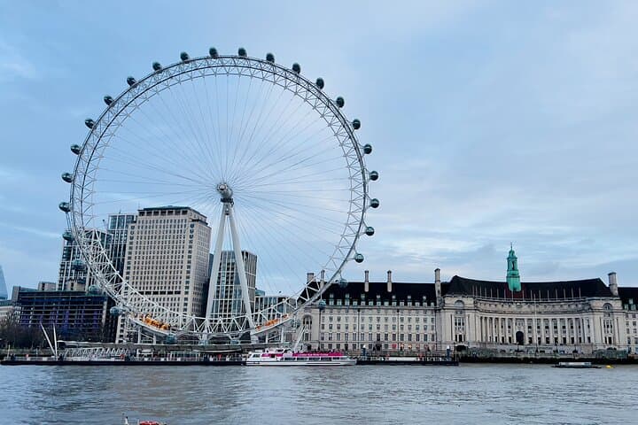 Private 3-Hour London Tour with Pickup — Iconic Landmarks & Rapid Highlights photo 6