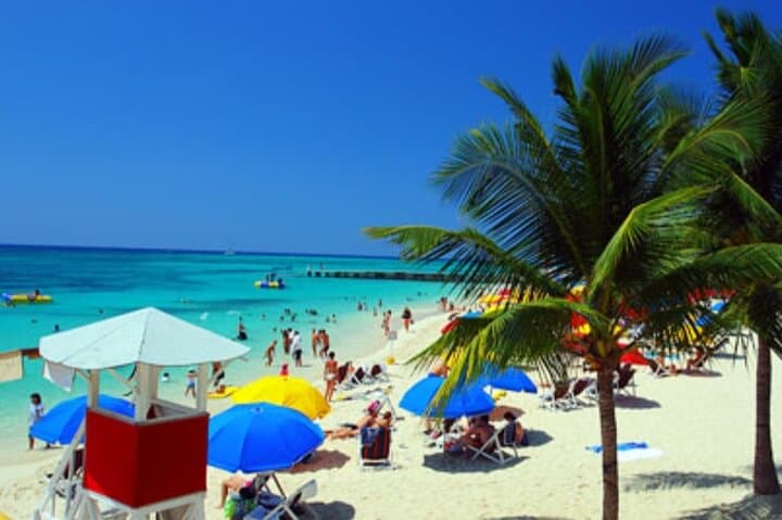 Private Doctor's Cave Beach & Hip Strip Adventure — Montego Bay Day Trip photo 2