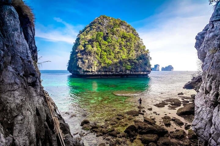 Phi Phi Islands Speedboat Day Trip from Krabi — Maya Bay & Snorkeling photo 6