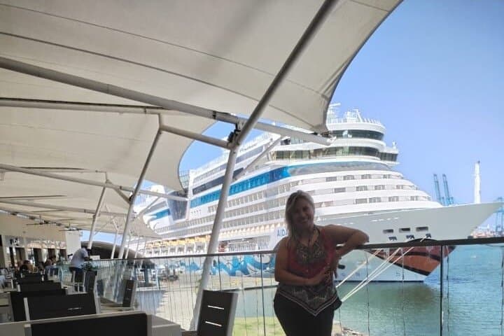 Shop the Caribbean: Private Tour to Mall Colón 2000 Duty Free from Panama City photo 4