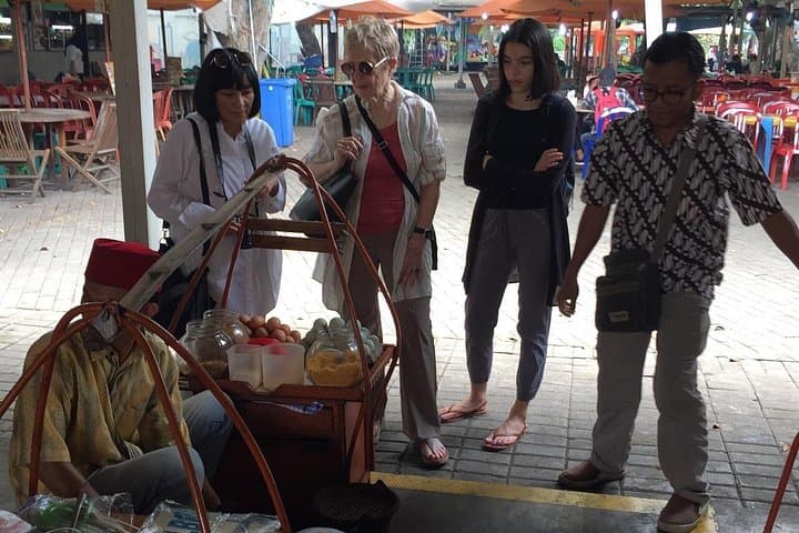 Jakarta to Bandung: 2-Day Private Cultural & Crater Tour photo 4