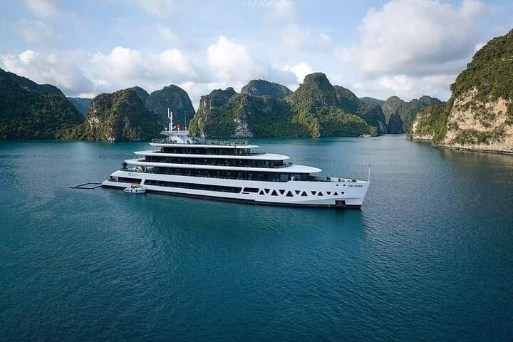 Halong Bay Two-Day Seaplane and Luxury Overnight Cruise photo 2