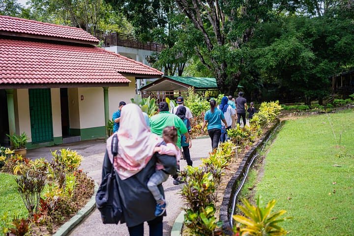 Crocodile Adventureland Langkawi: Explore Malaysia’s Largest Crocodile Farm with Hotel Transfer photo 2
