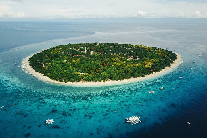 Full-Day Coron Super Ultimate Tour: Kayangan Lake, Twin Lagoon & WWII Wreck Snorkel