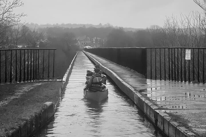 Canoe the Pontcysyllte Aqueduct: A Small-Group UNESCO Water Experience photo 4