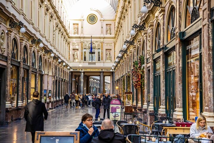 Private Half-Day Brussels Tour with a Local Guide — Chocolate, Atomium & Neighborhoods photo 3