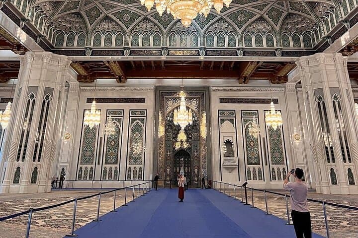 Half-Day Muscat Tour: Grand Mosque, Nakhal Fort & Hot Spring photo 4