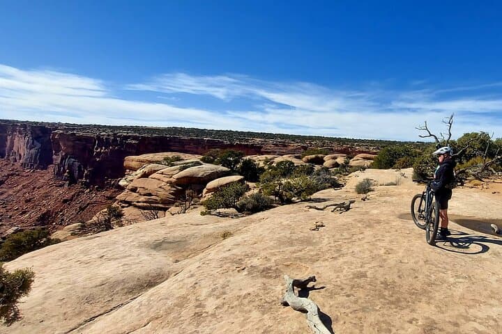 Moab Guided Offroad E‑Bike Tour: Intrepid, M&M & Bar-M Loop photo 2