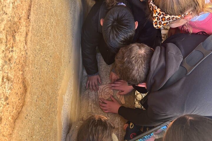 The Magic Portal: Outdoor Escape Hunt Through Granada’s Alhambra Gardens photo 3