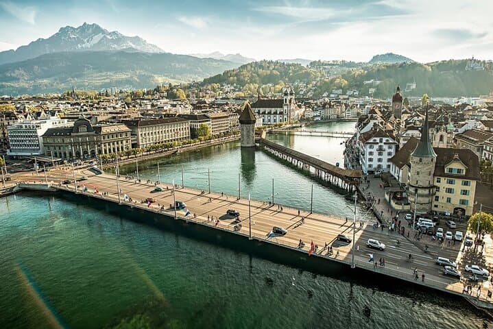 Two-Day Lucerne & Central Switzerland Adventure: Titlis, Lauterbrunnen & Brienz