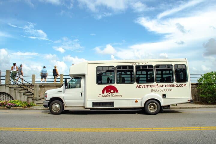 Explore Magnolia Plantation and Charleston on a Full-Day Historical Tour