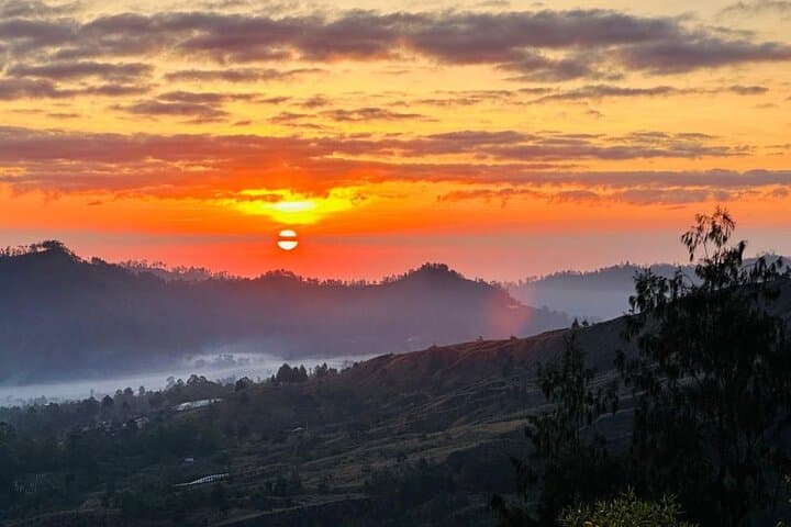 Mt Batur Sunrise Jeep Tour: 4x4 Viewpoint & Black Lava Drive photo 6
