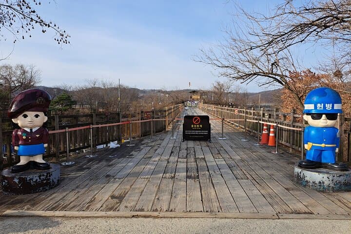 DMZ Guided Tour from Seoul: Dora Observatory, 3rd Tunnel & Suspension Bridge photo 6