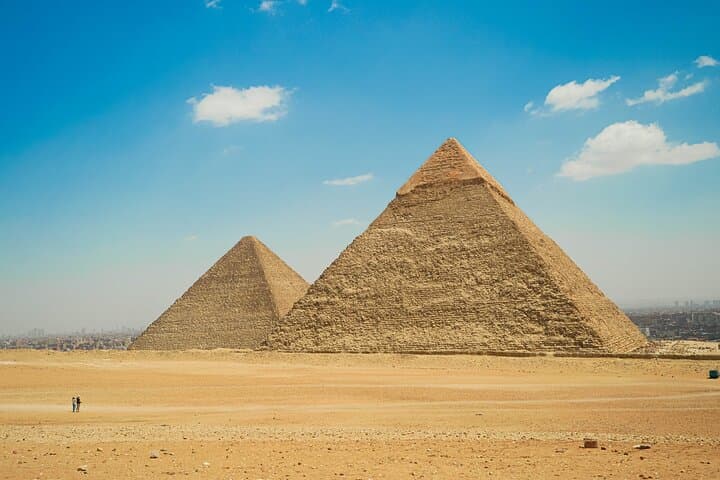Hurghada to Cairo Day Trip: Pyramids, Sphinx & Egyptian Museum (Private)