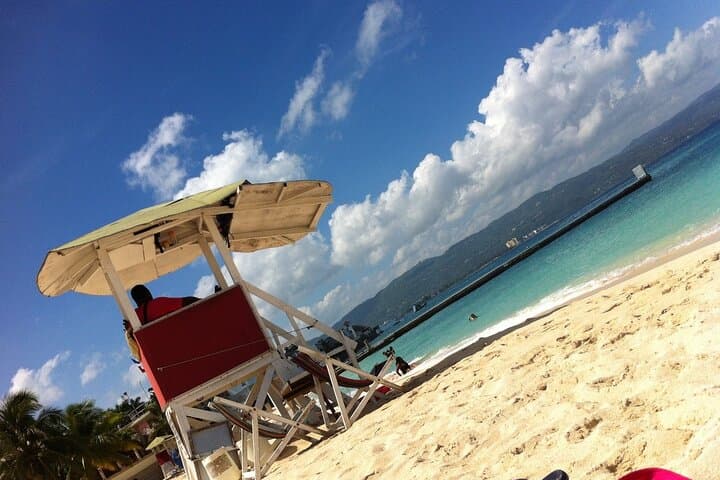 Margaritaville and Doctor's Cave Beach Day Trip from Montego Bay photo 2