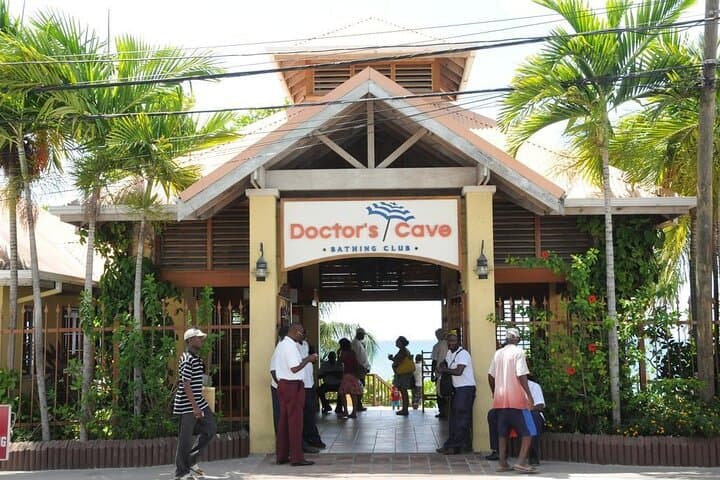 Margaritaville and Doctor's Cave Beach Day Trip from Montego Bay photo 3