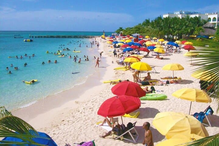 Margaritaville and Doctor's Cave Beach Day Trip from Montego Bay photo 4