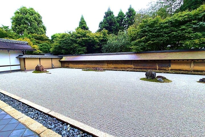 Full-Day Kyoto Walking Tour: 10 Must-See Sights & Local Secrets photo 6
