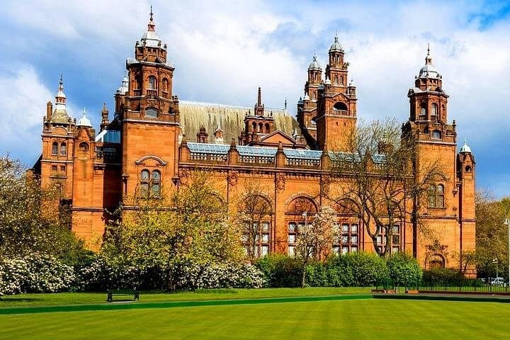Discover Glasgow: Personalized 4-Hour City Tour from Cathedral to Kelvingrove