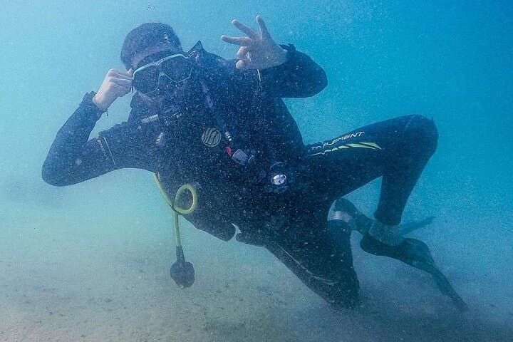 Beginner Beach Scuba Dive in Dubai: 2-Hour Guided Intro to the Arabian Gulf photo 4