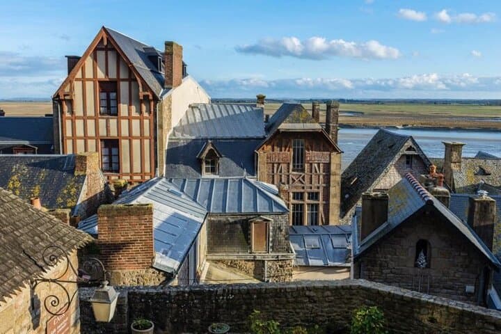 Mont-Saint-Michel Shared Guided Tour with Abbey Ticket Included photo 2