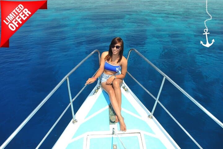 Full-Day Maldives Adventure: Dolphin Cruise, Sandbank & Guided Snorkel from Hulhumale