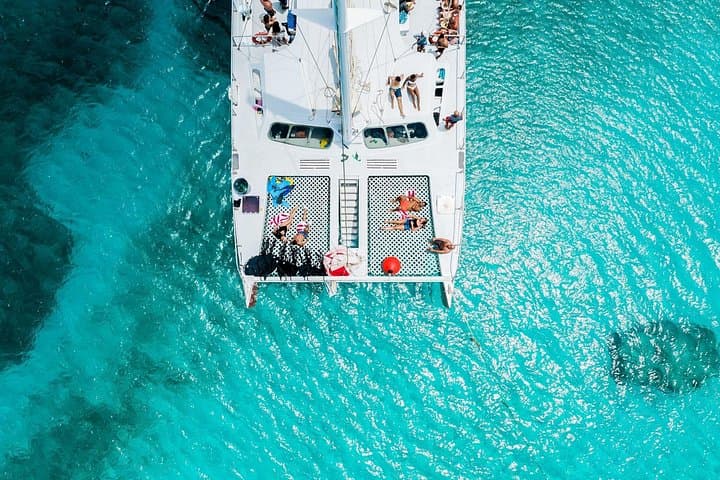 Mauritius Catamaran Cruise to Ile aux Cerfs: Snorkel, Waterfall & BBQ from Trou d'Eau Douce photo 2