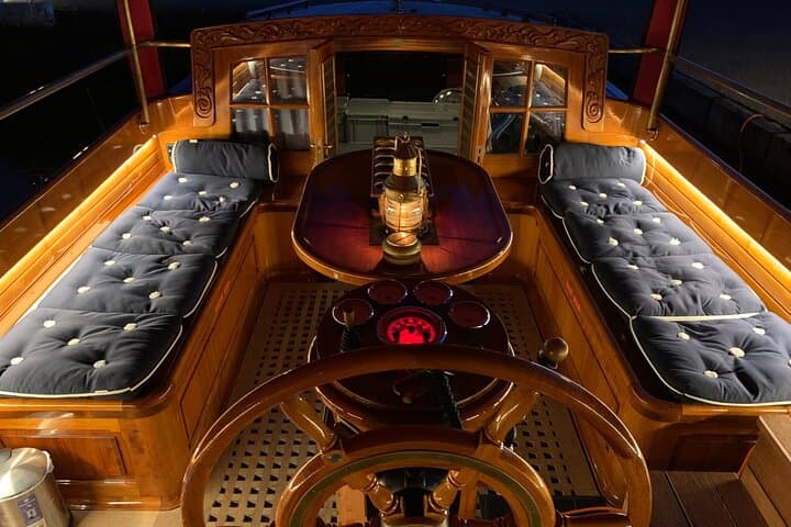 Private Lake Lucerne Cruise from Weggis — 2-Hour Small-Ship Experience photo 5