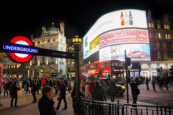 Spitalfields & Brick Lane: Private East End Walking Tour photo 6