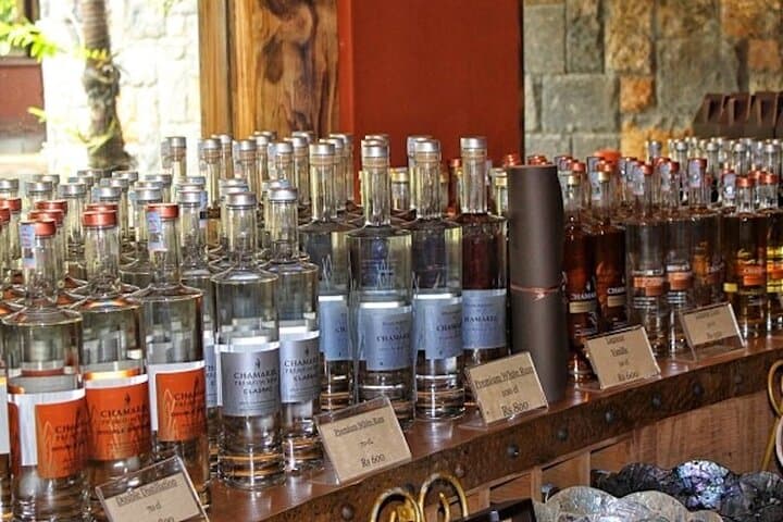 Chamarel & Grand Bassin Private Southwest Tour: 7‑Coloured Earth, Rum Tasting & Local Lunch