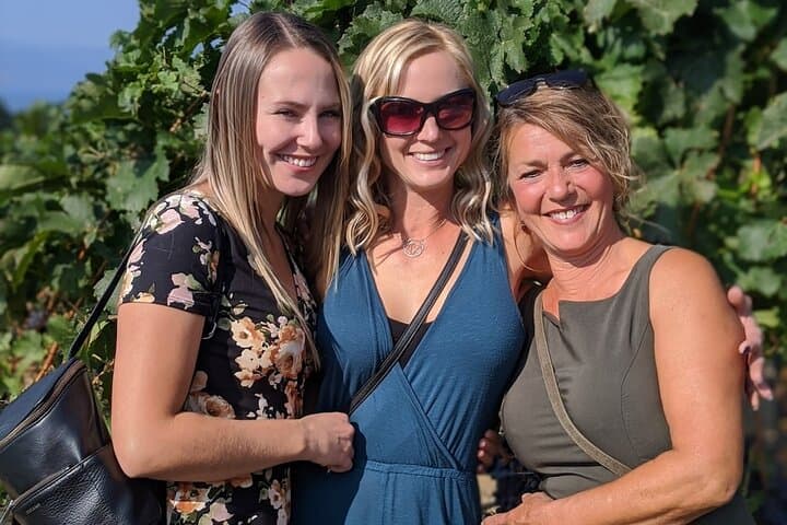 Cowichan Valley Wine Circuit: Full-Day Guided Tour from Victoria photo 5