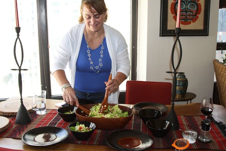 Private Naperville Italian-American Cooking Class: Deep-Dish Pizza & Handmade Pasta with a Local Host