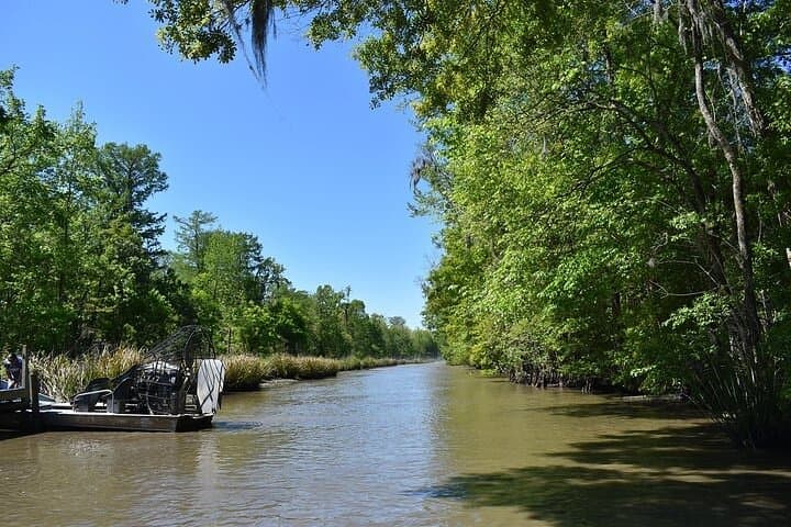 Whitney Plantation and Louisiana Airboat Swamp Tour from New Orleans photo 4