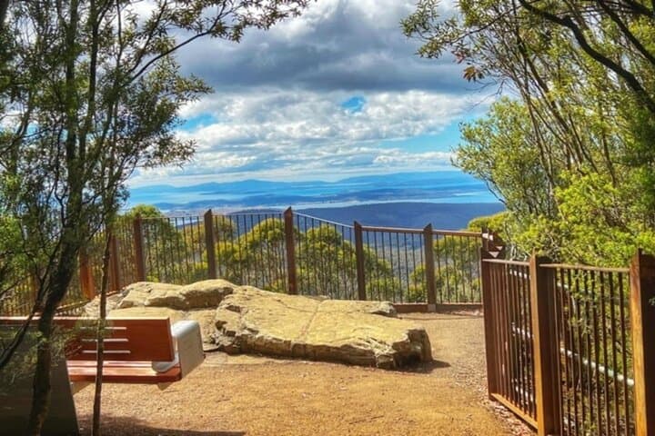 Kunanyi/Mt Wellington Ultimate Summit Tour from Hobart photo 2