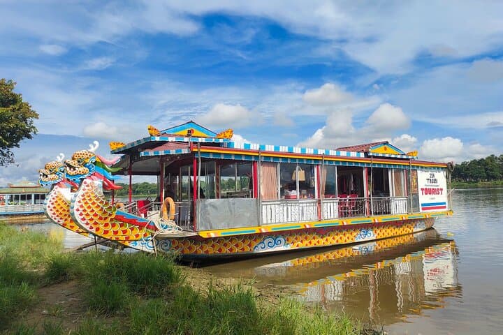 Hue Dragon Boat Tour Along the Perfume River: Thien Mu, Hon Chen & Minh Mang photo 1