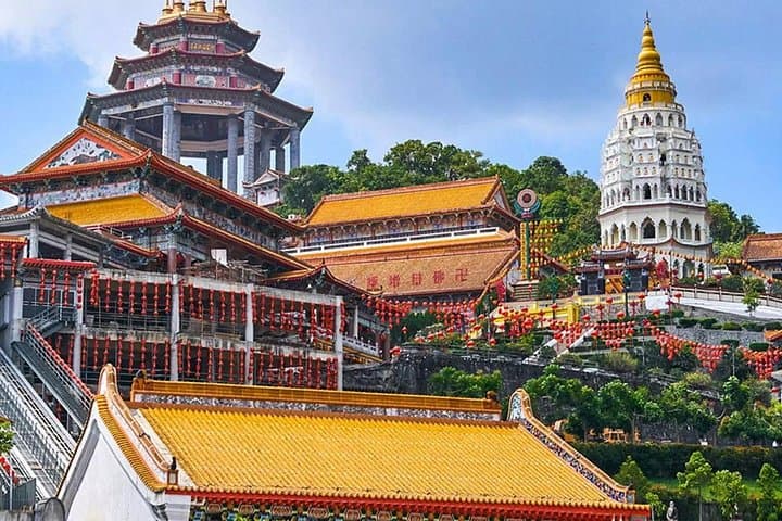 Discover Penang: George Town Heritage, Kek Lok Si & Penang Hill Funicular photo 4