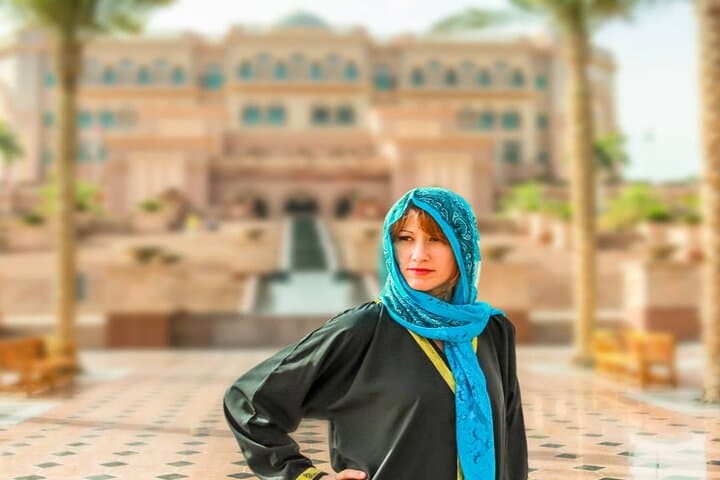 Abu Dhabi Day Tour: Sheikh Zayed Mosque, Louvre & Emirates Palace in a Private 4x4 photo 4