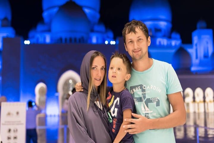 Abu Dhabi Day Tour: Sheikh Zayed Mosque, Louvre & Emirates Palace in a Private 4x4 photo 6