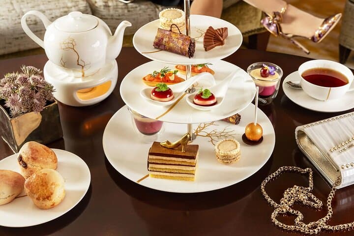 Emirates Palace Afternoon Tea: Luxurious High Tea with Arabian Gulf Views in Abu Dhabi