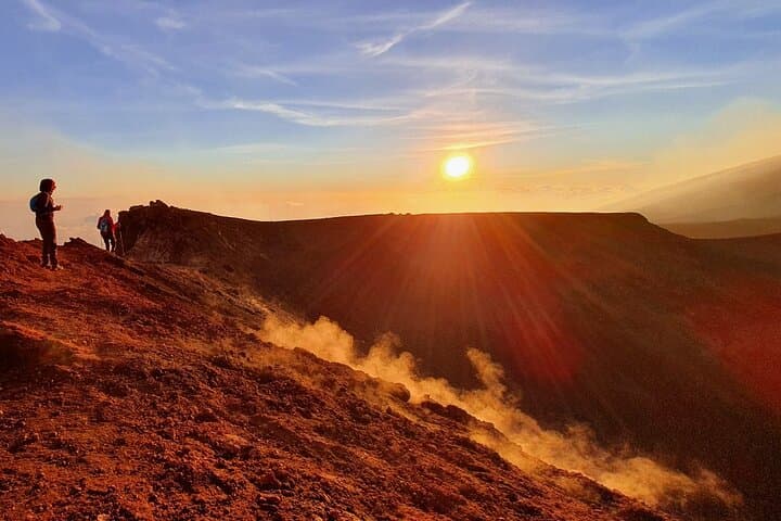Sunset on Etna: 4x4 Ascent, Volcanic Views & Sicilian Dinner