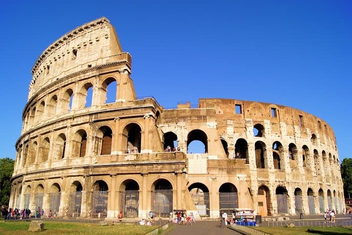 Glide Through Rome: 3-Hour Electric Golf Cart Tour with Gelato photo 4