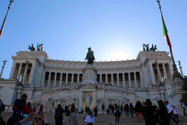 Glide Through Rome: 3-Hour Electric Golf Cart Tour with Gelato photo 2