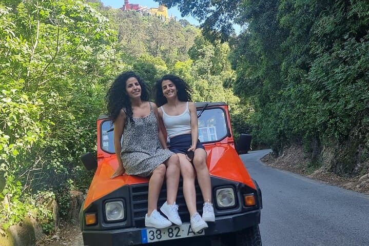 Sintra Vintage Jeep Tour: Palaces, Coast & Secret Beaches from Sintra to Cascais photo 4