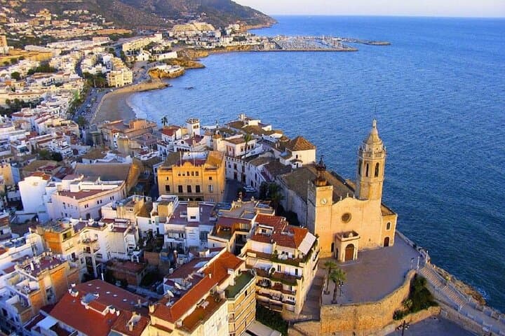 Sitges Sailing, Walking and Urban Winery Tour
