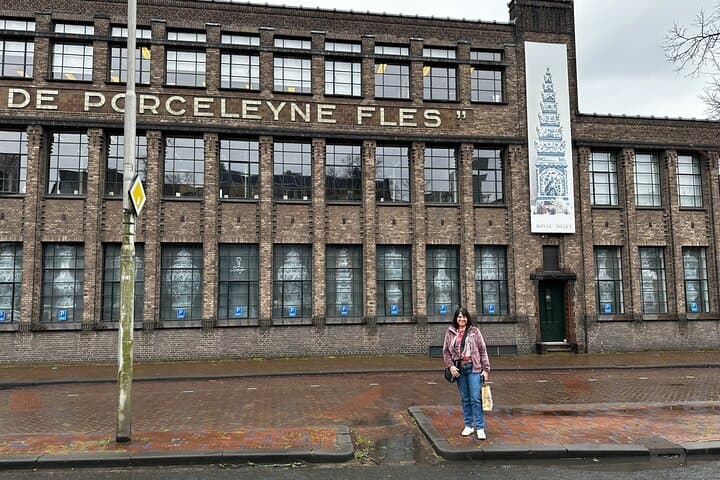 Private Royal Delft Museum Tour from Rotterdam: Behind-the-Scenes Delftware Experience