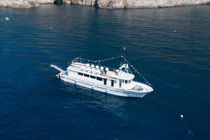 Amalfi Coast Cruise from Salerno: Cetara Tasting, Swim Stop & Amalfi Exploration photo 1