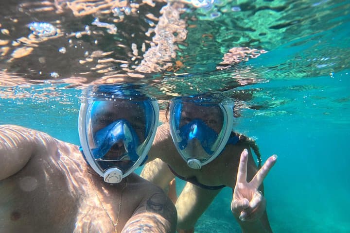 Angel Rock Snorkeling Adventure — Jump-From-Boat Snorkel Near Trincomalee photo 1