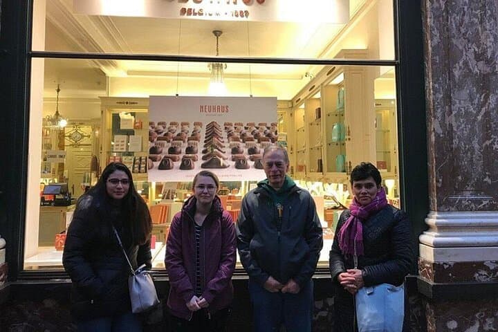 Brussels Must-See Walking Tour: Grand Place, Manneken Pis & Royal Galleries photo 2
