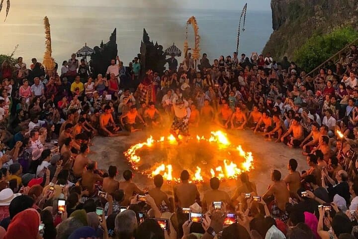 Uluwatu Temple, Padang Padang & Suluban Beach Tour with Kecak Fire Dance photo 1