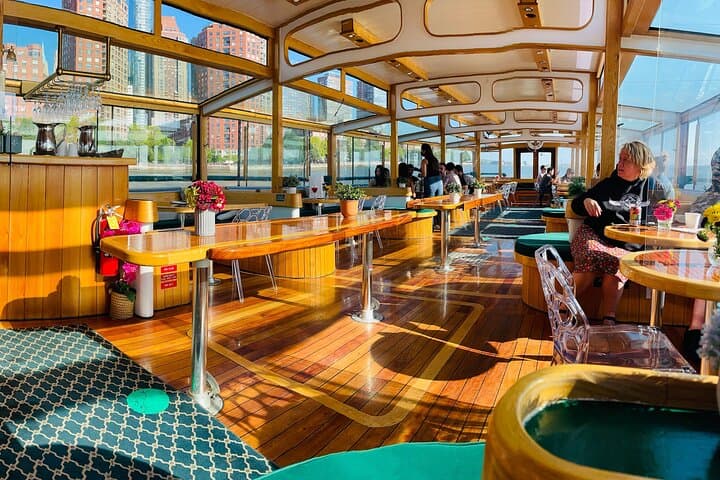 Experience Iconic New York Sights on a Scenic Boat Cruise photo 2